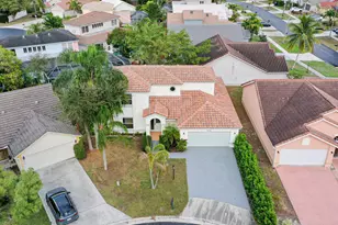 2012 White Coral Ct, Wellington, FL 33414 - Photo 7