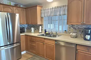 3605 Crabapple Dr, Port Saint Lucie, FL 34952 - Photo 9