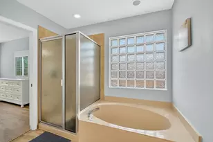 6164 Willoughby Cir, Lake Worth, FL 33463 - Photo 13