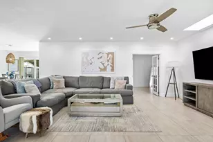 124 Oregon Ln, Boca Raton, FL 33487 - Photo 13