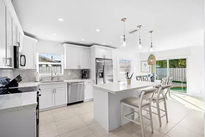 124 Oregon Lane, Boca Raton, FL 33487 - Photo 5
