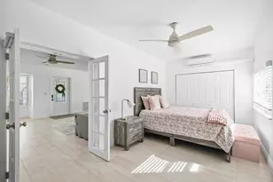 124 Oregon Ln, Boca Raton, FL 33487 - Photo 15