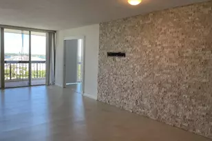 2425 Presidential Way, West Palm Beach, FL 33401 - Photo 25