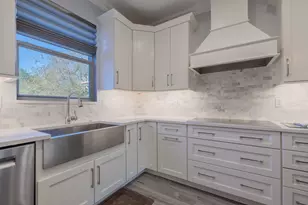 3285 SW Porpoise Cir, Stuart, FL 34997 - Photo 15