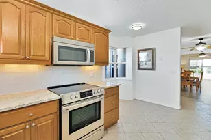 361 Grove Isle Cir, Vero Beach, FL 32962 - Photo 9
