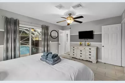 730 SE White Avenue, Port Saint Lucie, FL 34983 - Photo 13