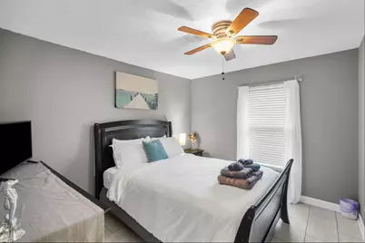 730 SE White Avenue, Port Saint Lucie, FL 34983 - Photo 17