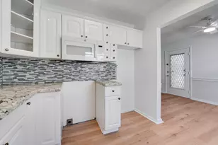 332 Flanders G, Delray Beach, FL 33484 - Photo 9