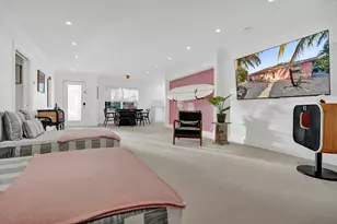 247 SE 3rd Ave, Delray Beach, FL 33483 - Photo 9