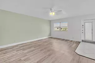365 Flanders Unit, Delray Beach, FL 33484 - Photo 17
