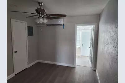 65 W 34th Street, Unit #B, Riviera Beach, FL 33404 - Photo 5