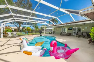 762 SE River Ln, Port Saint Lucie, FL 34983 - Photo 3