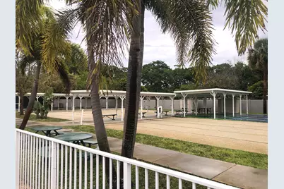 507 Alamanda Lane, Deerfield Beach, FL 33442 - Photo 21