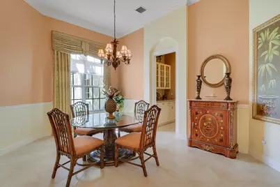 9328 Scarborough Court, Port Saint Lucie, FL 34986 - Photo 9