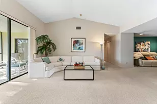 10247 N Circle Lake Dr, Boynton Beach, FL 33437 - Photo 13