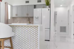 201 NE 28th Ct, Boynton Beach, FL 33435 - Photo 19