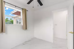 201 NE 28th Ct, Boynton Beach, FL 33435 - Photo 25