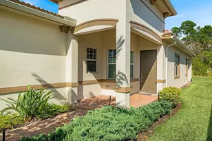 11569 SW Visconti Way, Port Saint Lucie, FL 34986 - Photo 5