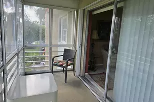 112 Lake Dora Dr, West Palm Beach, FL 33411 - Photo 21