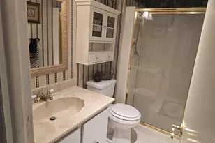 112 Lake Dora Dr, West Palm Beach, FL 33411 - Photo 11