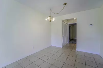 6020 Indrio Road, Unit #6, Fort Pierce, FL 34951 - Photo 9