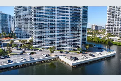 20515 E Country Club Drive, Unit #345, Aventura, FL 33180 - Photo 39