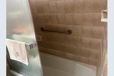 820 W Lakewood Road, West Palm Beach, FL 33405 - Photo 9