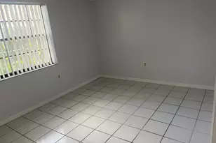 820 W Lakewood Rd, West Palm Beach, FL 33405 - Photo 7