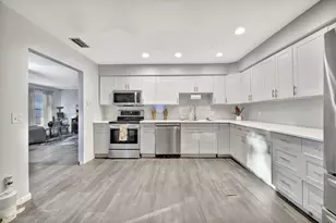 2080 Colonial Rd, Fort Pierce, FL 34950 - Photo 11