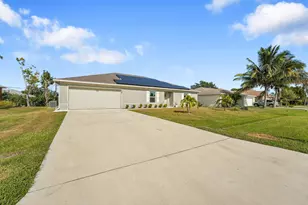 457 SE Guava Terrace, Port Saint Lucie, FL 34983 - Photo 3