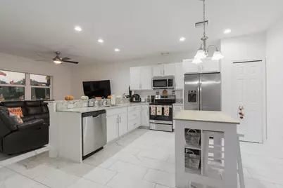 696 NE Waters Edge Lane, Port Saint Lucie, FL 34983 - Photo 21