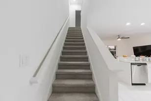 696 NE Waters Edge Ln, Port Saint Lucie, FL 34983 - Photo 31