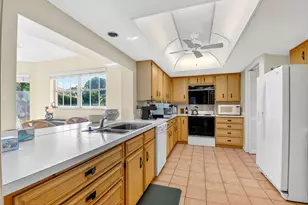 440 Pine Villa Dr, Atlantis, FL 33462 - Photo 15