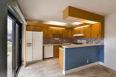 2464 Waterside Drive, Lake Worth, FL 33461 - Photo 9