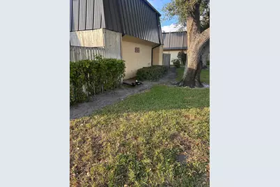 2464 Waterside Drive, Lake Worth, FL 33461 - Photo 33