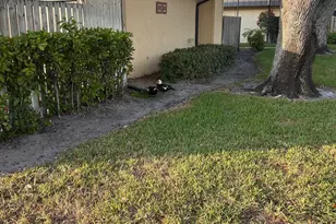 2464 Waterside Dr, Lake Worth, FL 33461 - Photo 33