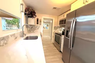 1093 Highview Rd, Lantana, FL 33462 - Photo 7