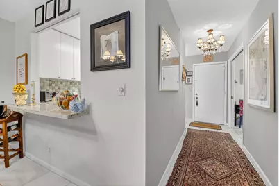 13757 Flora Place, Unit #G, Delray Beach, FL 33484 - Photo 9