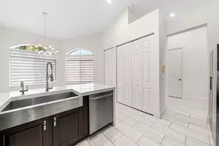 114 Palm Point Cir, Palm Beach Gardens, FL 33418 - Photo 13