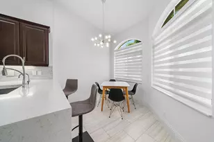 114 Palm Point Cir, Palm Beach Gardens, FL 33418 - Photo 11