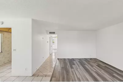 180 Flanders D, Delray Beach, FL 33484 - Photo 17