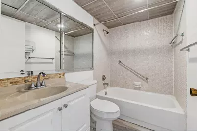 180 Flanders D, Delray Beach, FL 33484 - Photo 27