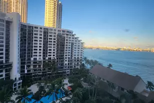 520 Brickell Key Dr Unit, Miami, FL 33131 - Photo 17