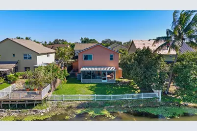 940 SW 96th Avenue, Pembroke Pines, FL 33025 - Photo 43