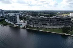 132 Lakeshore Dr, North Palm Beach, FL 33408 - Photo 35