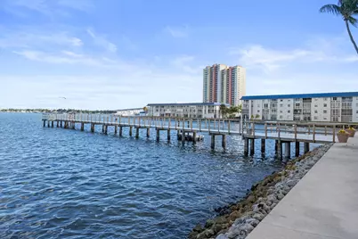 3040 Lake Shore Drive, Unit #Ph 2, Riviera Beach, FL 33404 - Photo 21