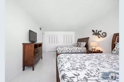 137 Golden Isles Drive, Unit #1102, Hallandale Beach, FL 33009 - Photo 23
