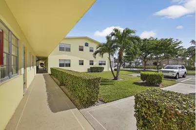 100 Sheffield E, West Palm Beach, FL 33417 - Photo 3
