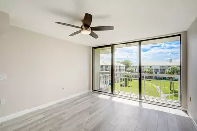 2561 Village Boulevard, Unit #402, West Palm Beach, FL 33409 - Photo 7