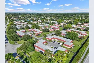 102 Amherst Lane, Lake Worth, FL 33467 - Photo 35